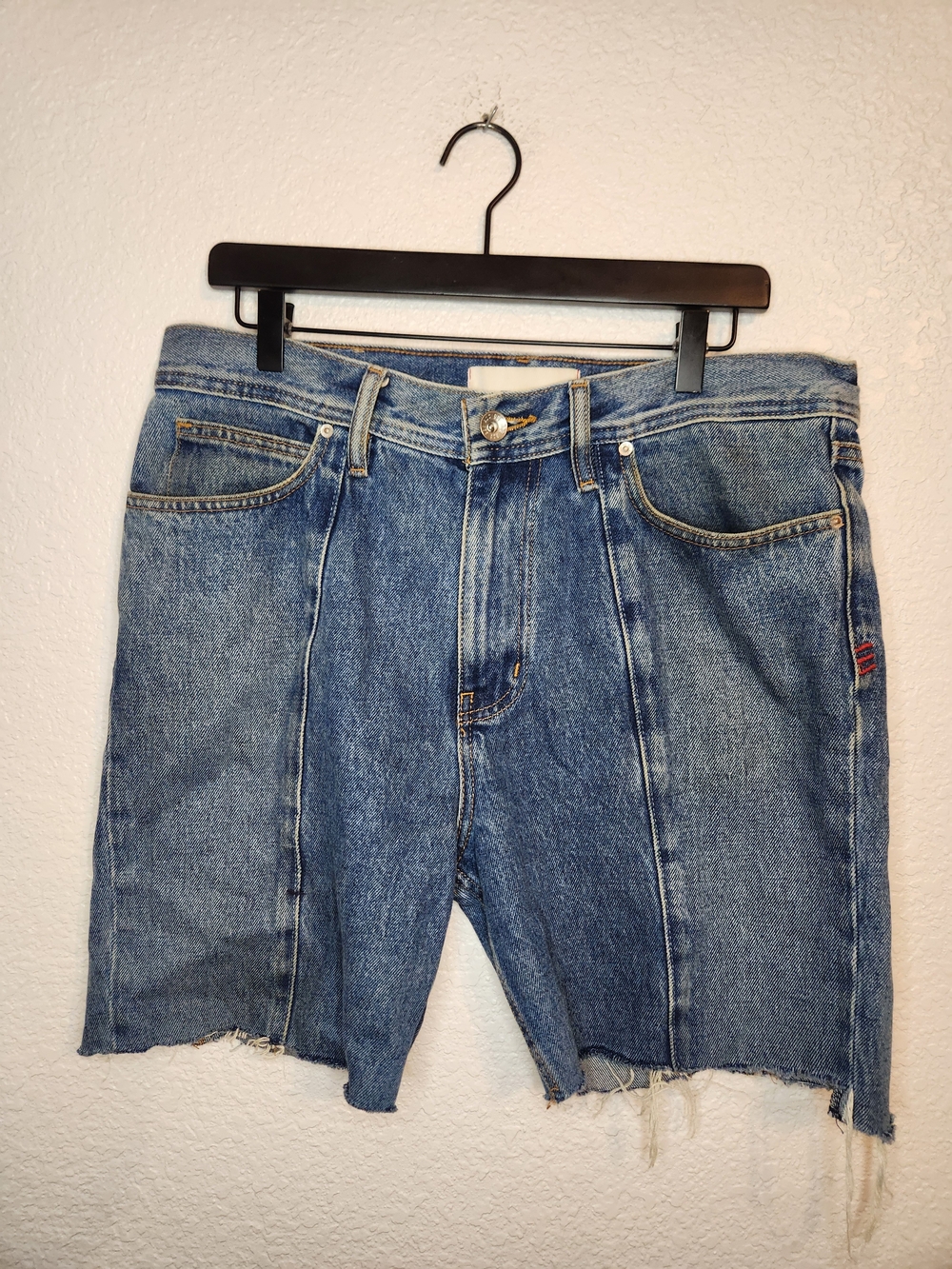 Bdg Raw Hem Denim Cutoff Shorts - Blue jorts size 33 Thrashed